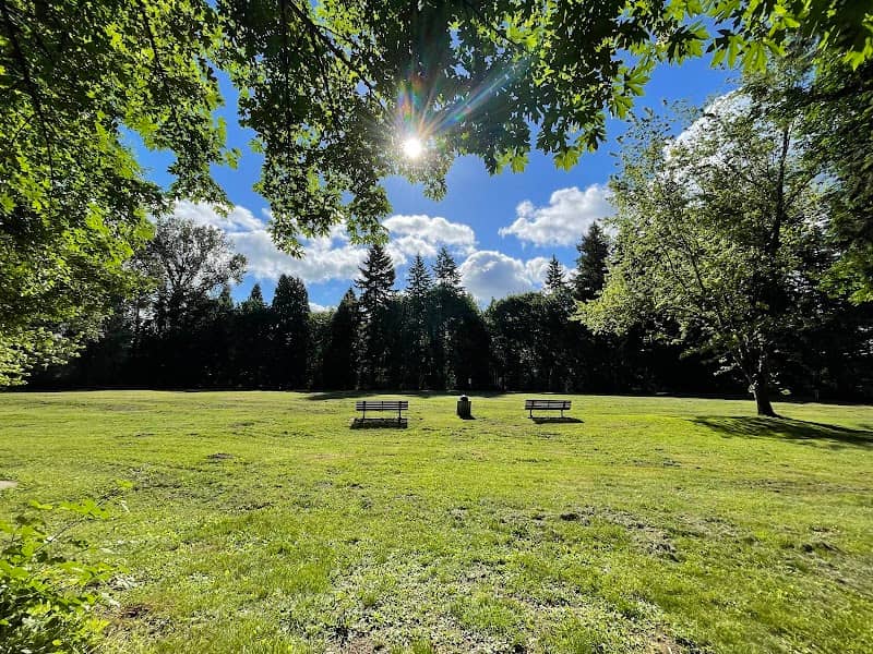 East Norway Hill Park - Image 2