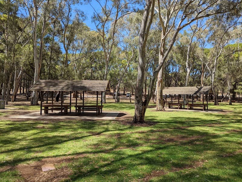 Harry Bowey Reserve - Image 1