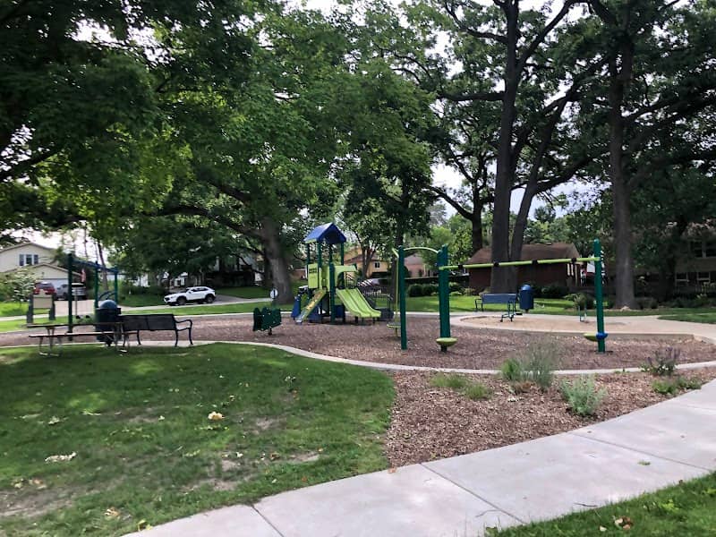 Holcomb Park - Image 2