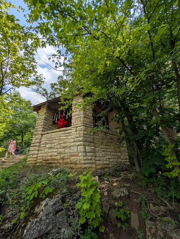 Palisades-Dows Nature Preserve - Image 1