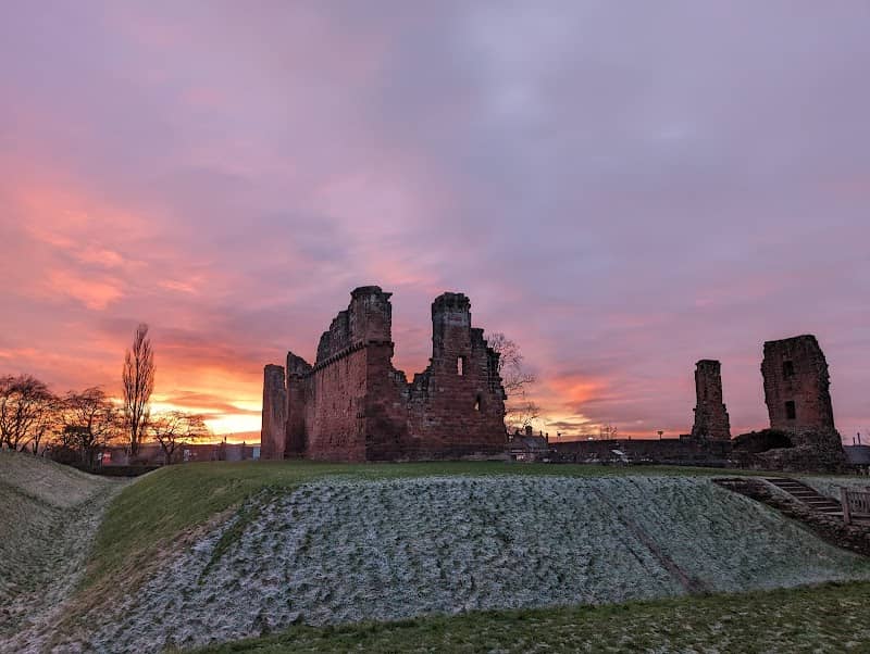 Castle Park - Image 1