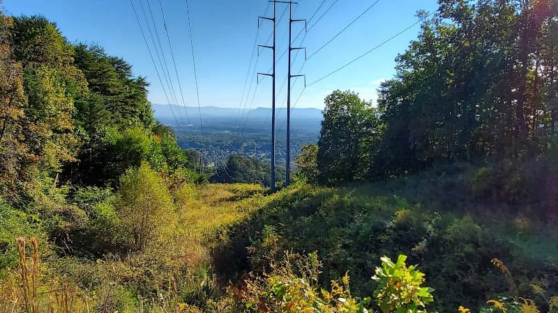 Dug Gap Trailhead - Image 1