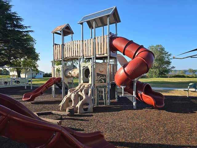 Snow Hill Park - Image 2