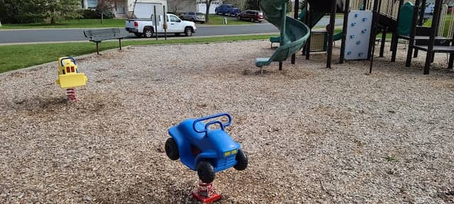 Deer Creek 2nd Park - Image 2