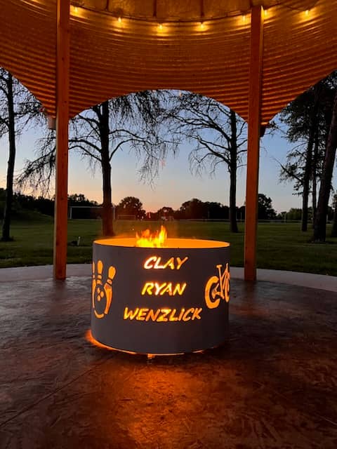 Clay Wenzlick memorial gazebo - Image 1