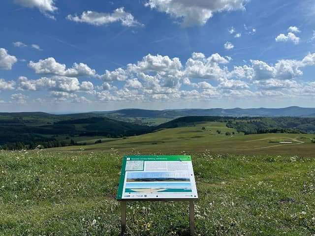 Höchster Punkt des Landkreises Fulda (950 m ü. NHN) - Image 2
