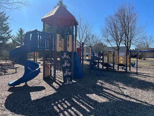 Blooming Meadows Park - Image 1