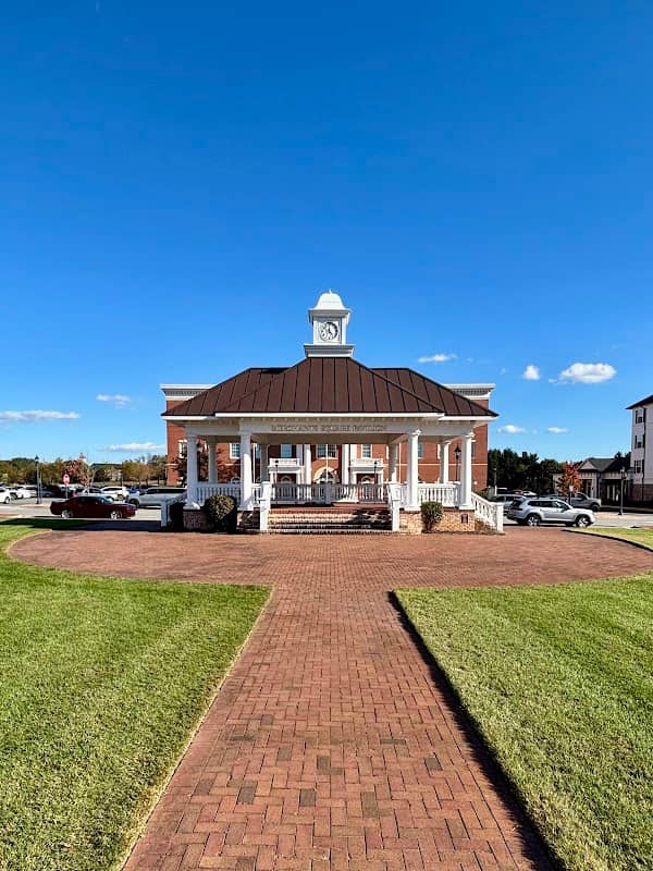 Spotsylvania Merchant Square Pavilion - Image 1