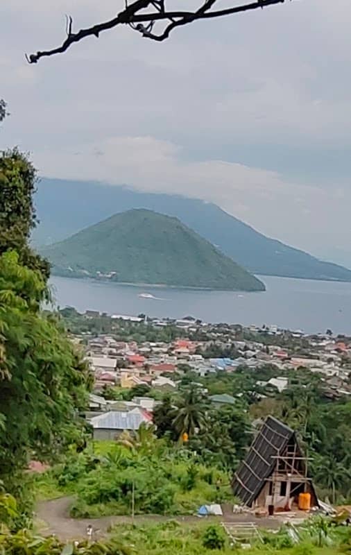 Bukit kenari - Image 1