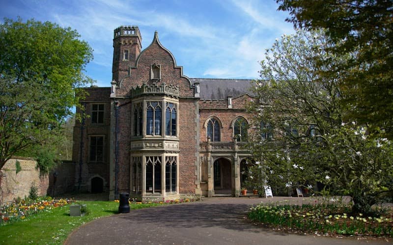 Ayscoughfee Hall Museum and Gardens - Image 1