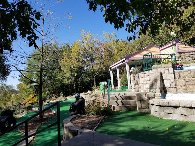 Parkville Mini Golf - Image 3