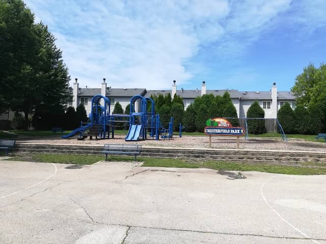 Chesterfield Gardens Park - Image 2
