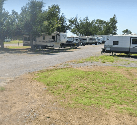 Toms RV park - Image 1