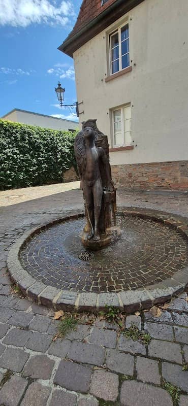 Eulenbrunnen - Image 1