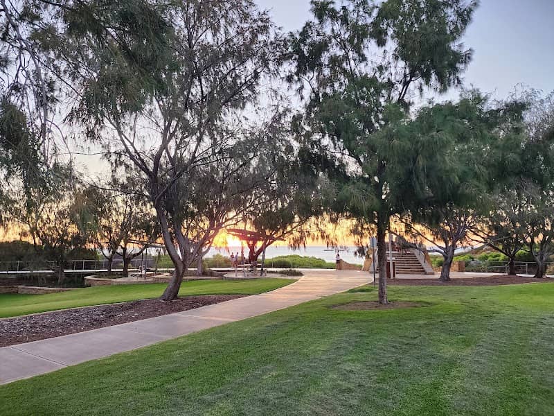 Beachside Park - Image 2