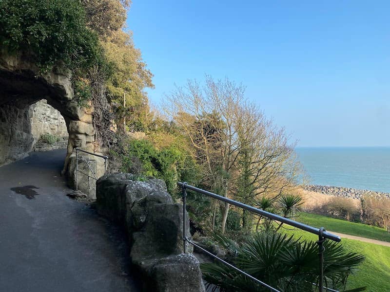 Zig Zag Path - Image 1