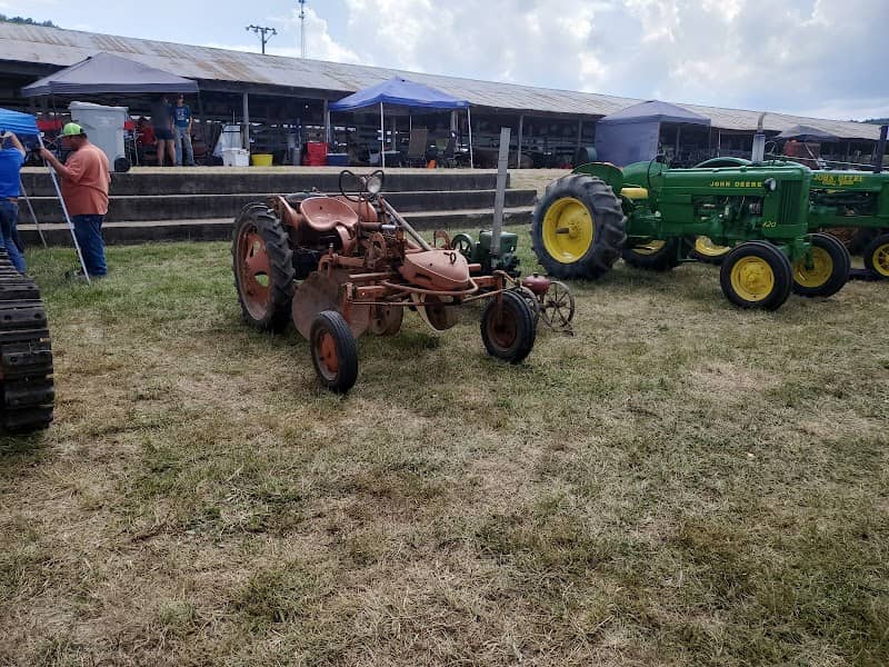 ST FRANCOIS COUNTY FAIR GROUNDS - Image 1