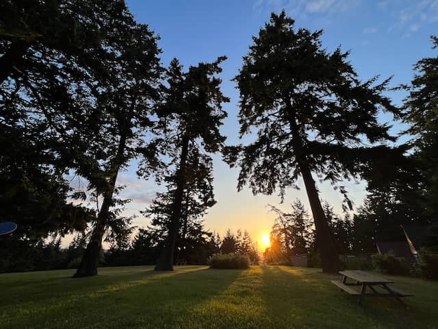 Sunset Terrace Park - Image 1
