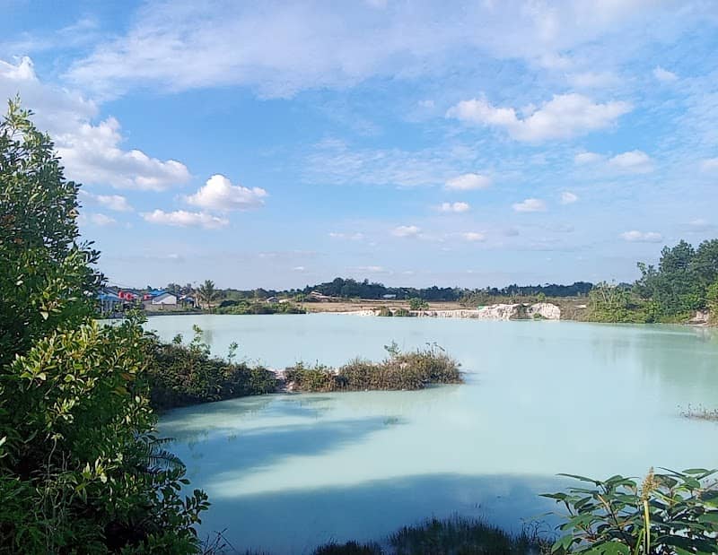 Danau Biru - Image 1