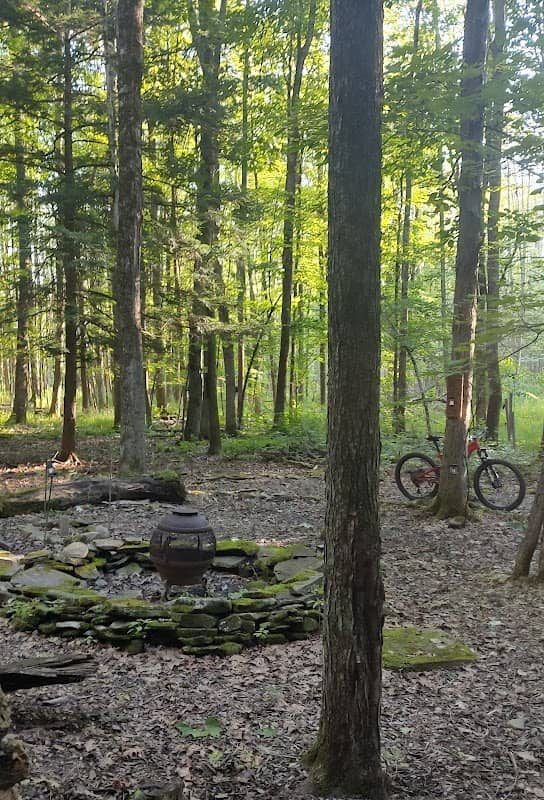 Stone quarry parking. - Image 1
