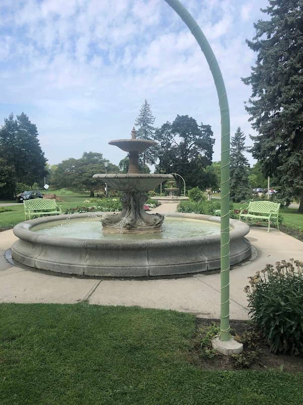 Rockway Gardens - Image 1