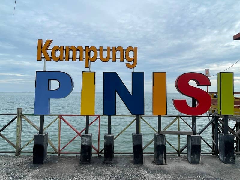 Kampung Pinisi - Image 1