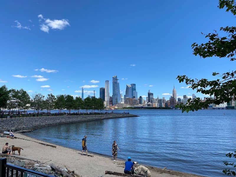 Hoboken Park - Image 5