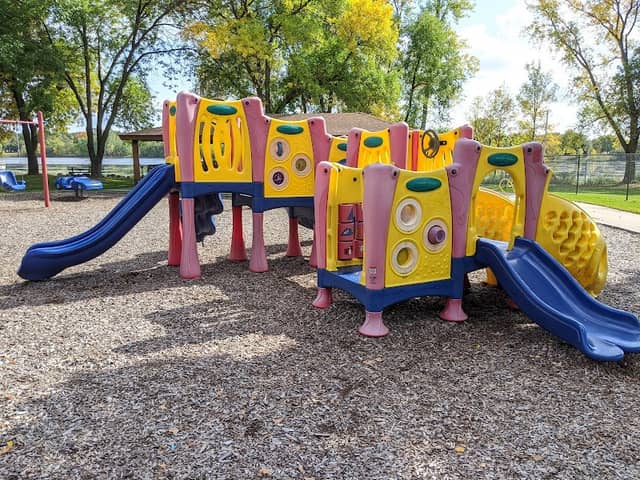 Lakeside Lions Park - Image 1