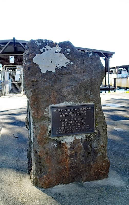 Hunter Memorial Promenade - Image 2