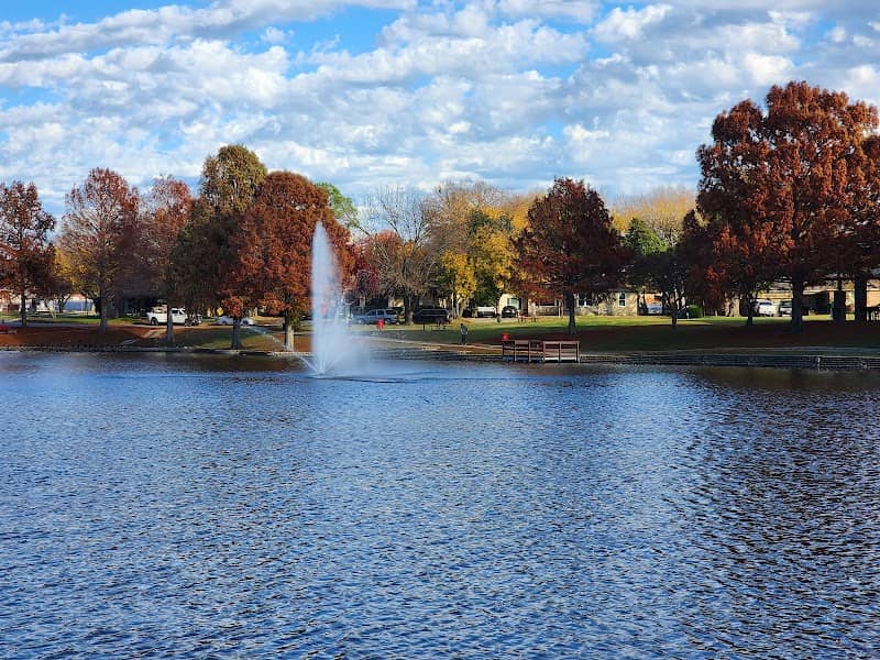 City Lake Park - Image 3