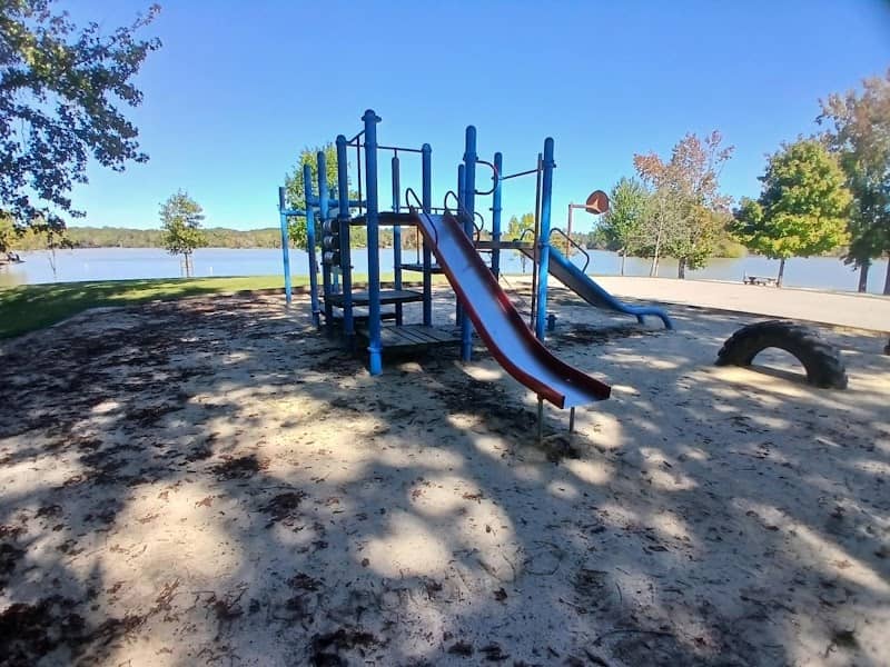 Hornsby Hollow Campground Pavilion - Image 2