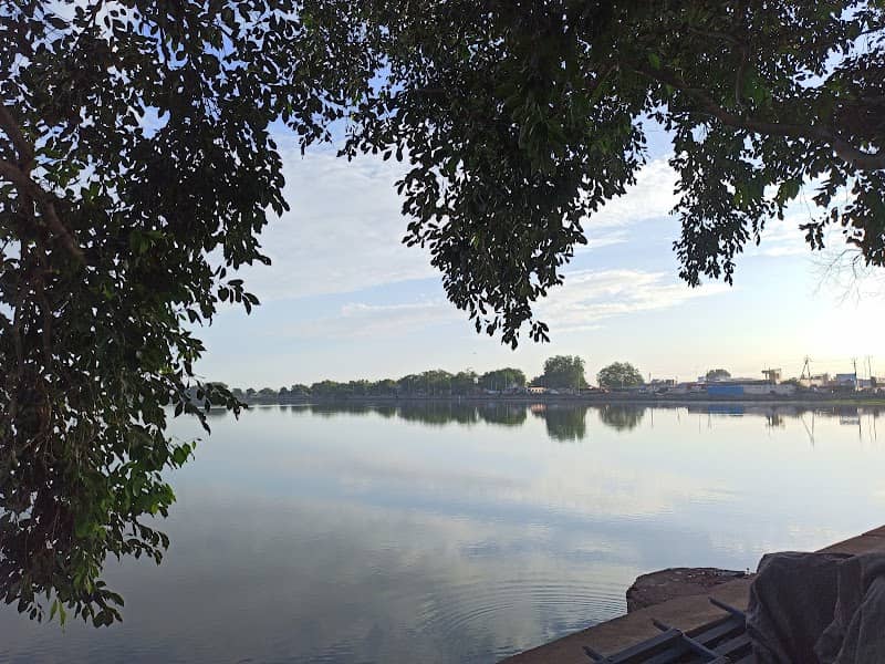 Ninar Kulam Lake View Park - Image 2