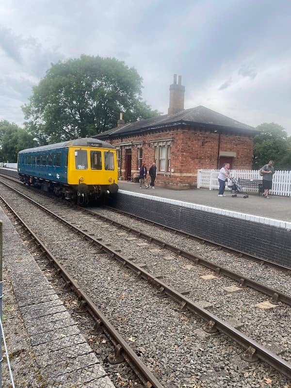 Shackerstone Station - Image 1