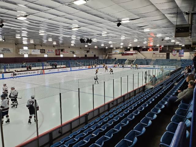 Clinton Arena - Image 2