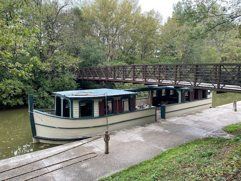 Canal Experience - Image 1