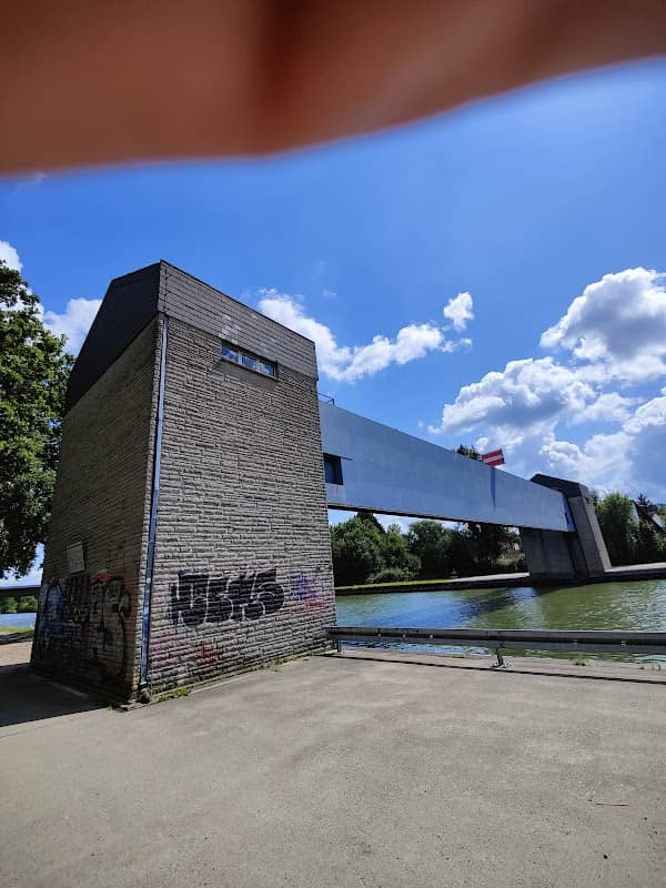 Sicherheitstor am Mittellandkanal Lohnde - Image 1