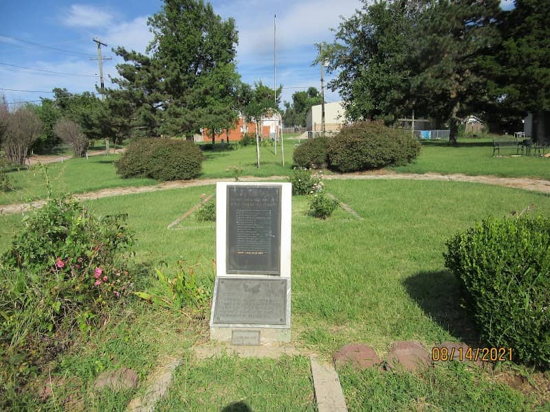 Cement Peace Garden - Image 1