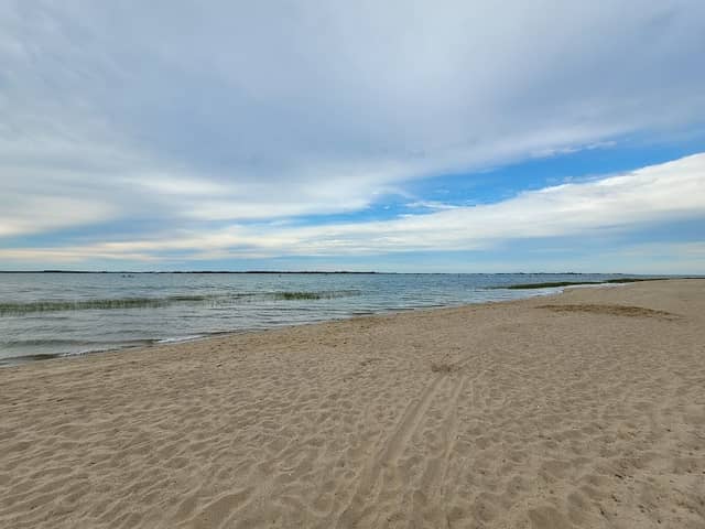 Public Beach Access - Sunset Ln - Image 1