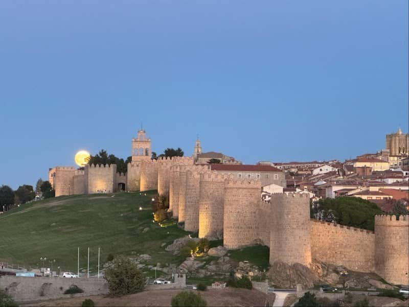 Cuatro Postes Lookout - four posts - Image 1