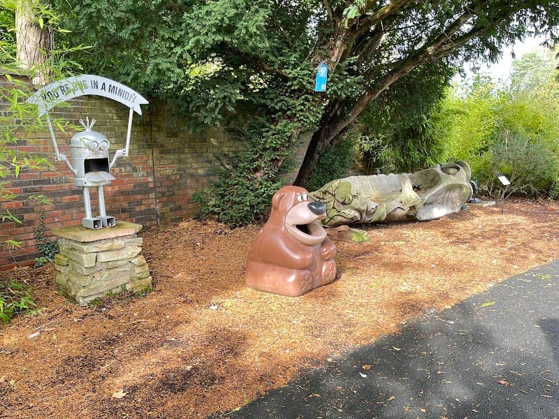 Edenvilla Secret Garden - Image 1