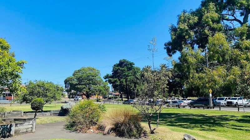 Spooner Park - Image 2