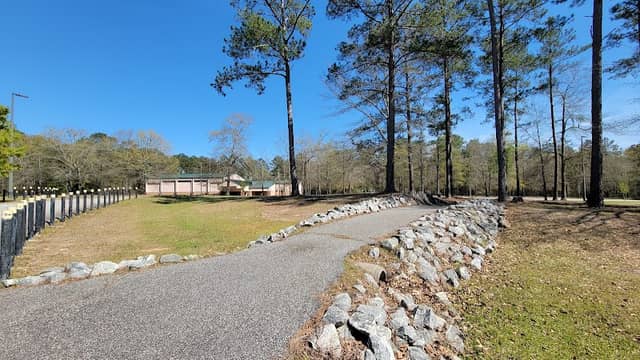 Psalmond Road Park & Super Center - Image 1