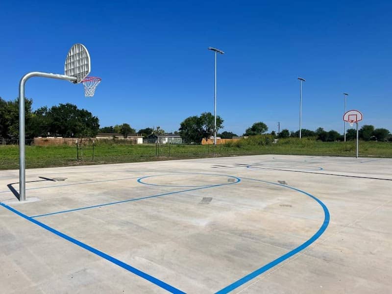 Weslaco City Park North - Image 2