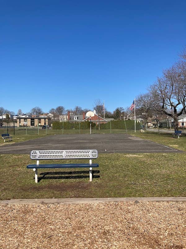 Oak Ridge Park - Image 2