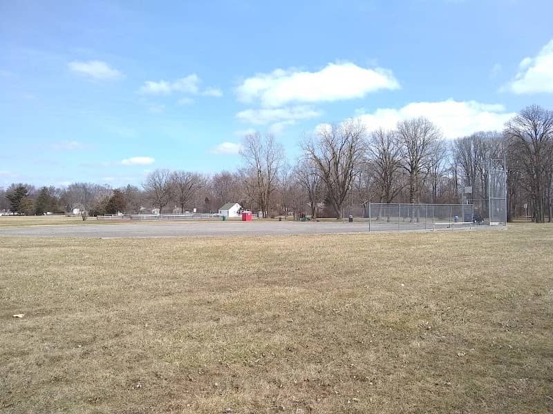 Compton Park - Image 2