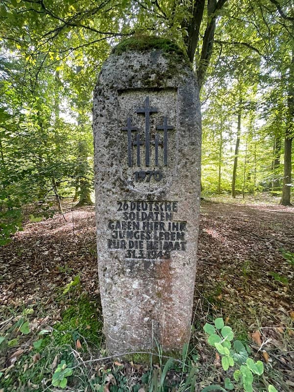 Soldatendenkmal - Image 1