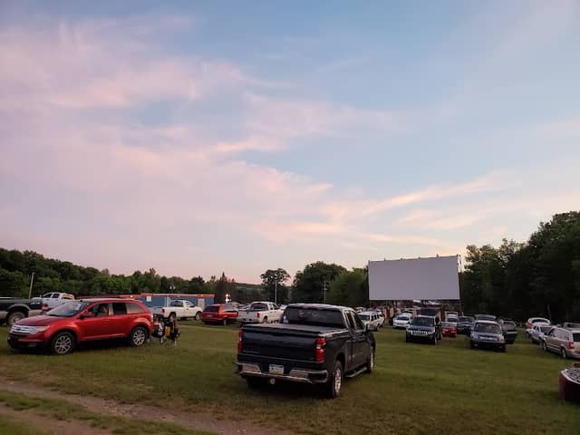Super 322 Drive-In Theatre - Image 1