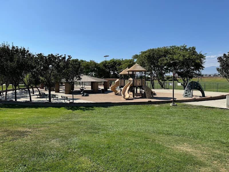 Vernola Family Park - Image 2