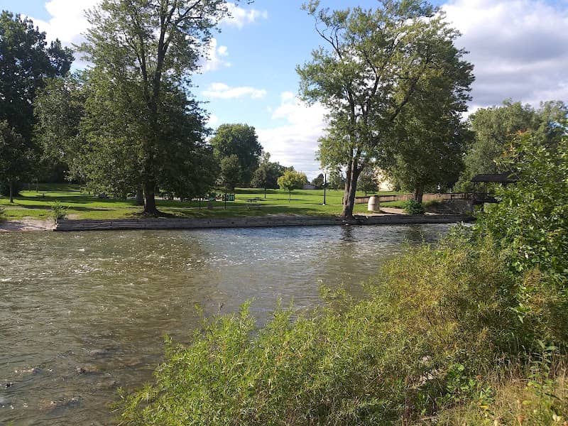 Huroc Park - Image 2