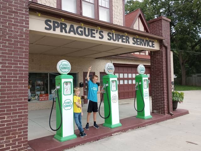 Sprague's Super Service Station - Image 1
